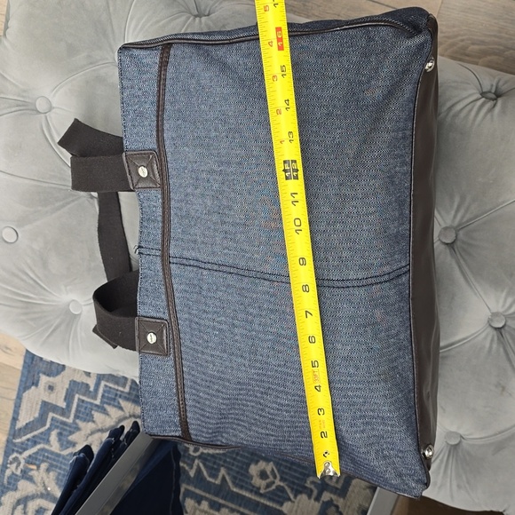 THIRTY-ONE Suite Success Tote in Navy Tweed with Brown Accents - Picture 15 of 17